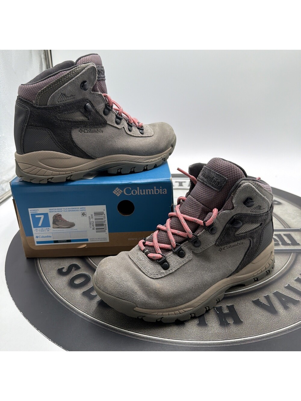 Columbia Newton Ridge Plus Waterproof Amped Hiking Boot Shoe 7